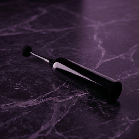 Zijaanzicht Rocky lichtroze wellness toy met ergonomisch design