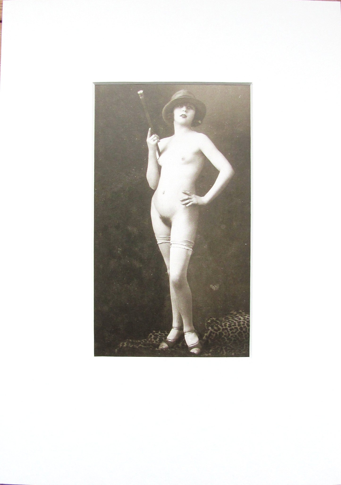 Sexy vintage foto's in mooie passe-partouts