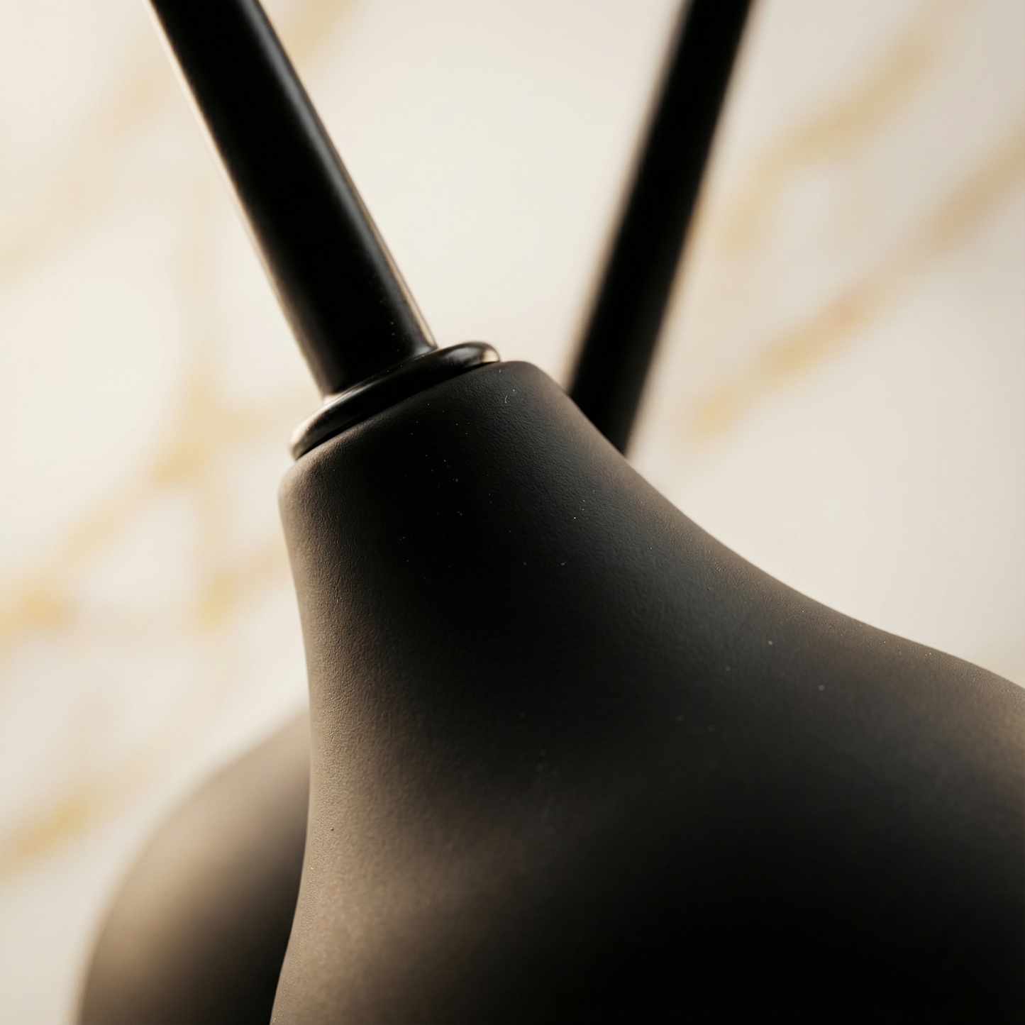 Close-up detail van de spuitkop en ventiel van de Classic Bulb Douche