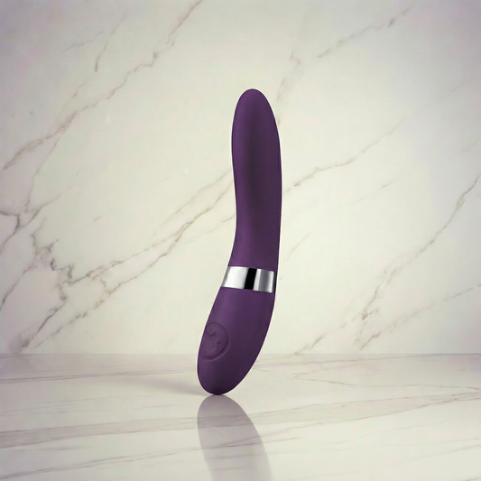 Close-up bedieningsknoppen Lelo Elise 2 met discrete zwarte interface