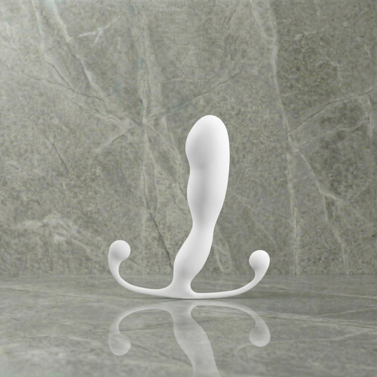 Aneros Helix Trident prostaatmassager op marmeren ondergrond, productfoto