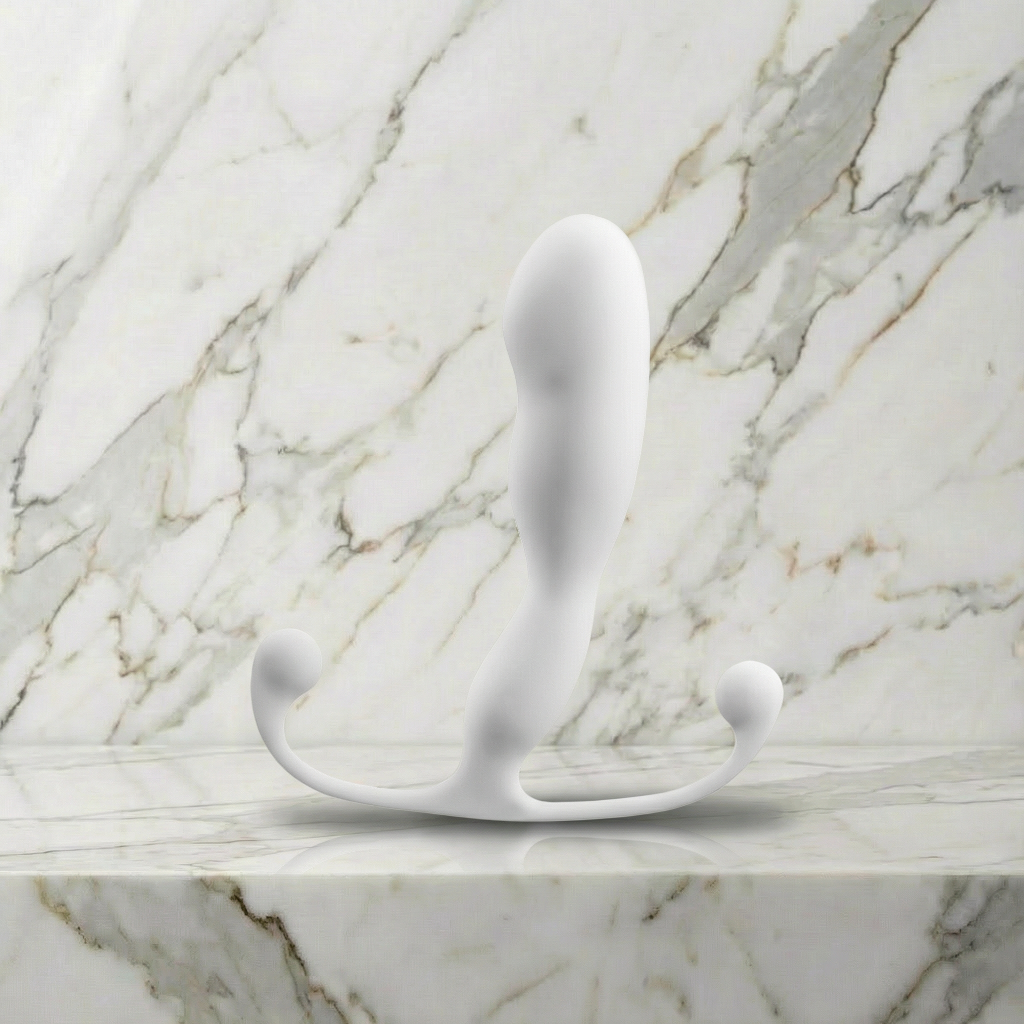 Aneros Helix Trident close-up met details van het ergonomische ontwerp