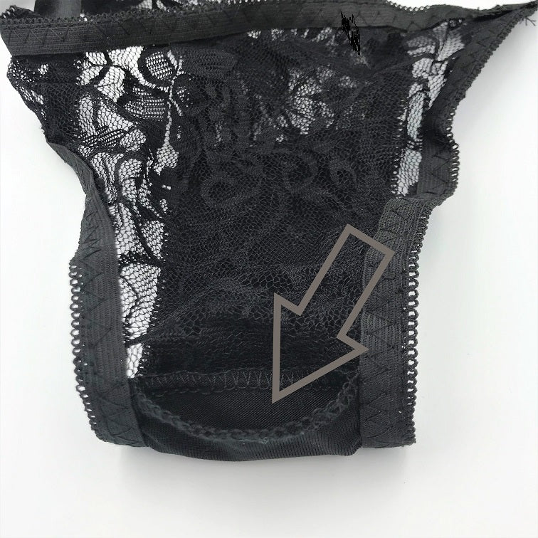 Slipje met discreet geheim vakje van De Paarse Keizerin, vooraanzicht op witte achtergrond