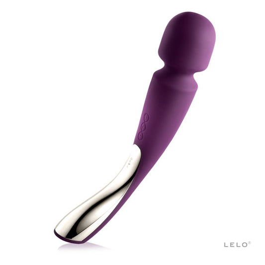 Luxe verpakking met Lelo Wand Massager Large en bijbehorende accessoires